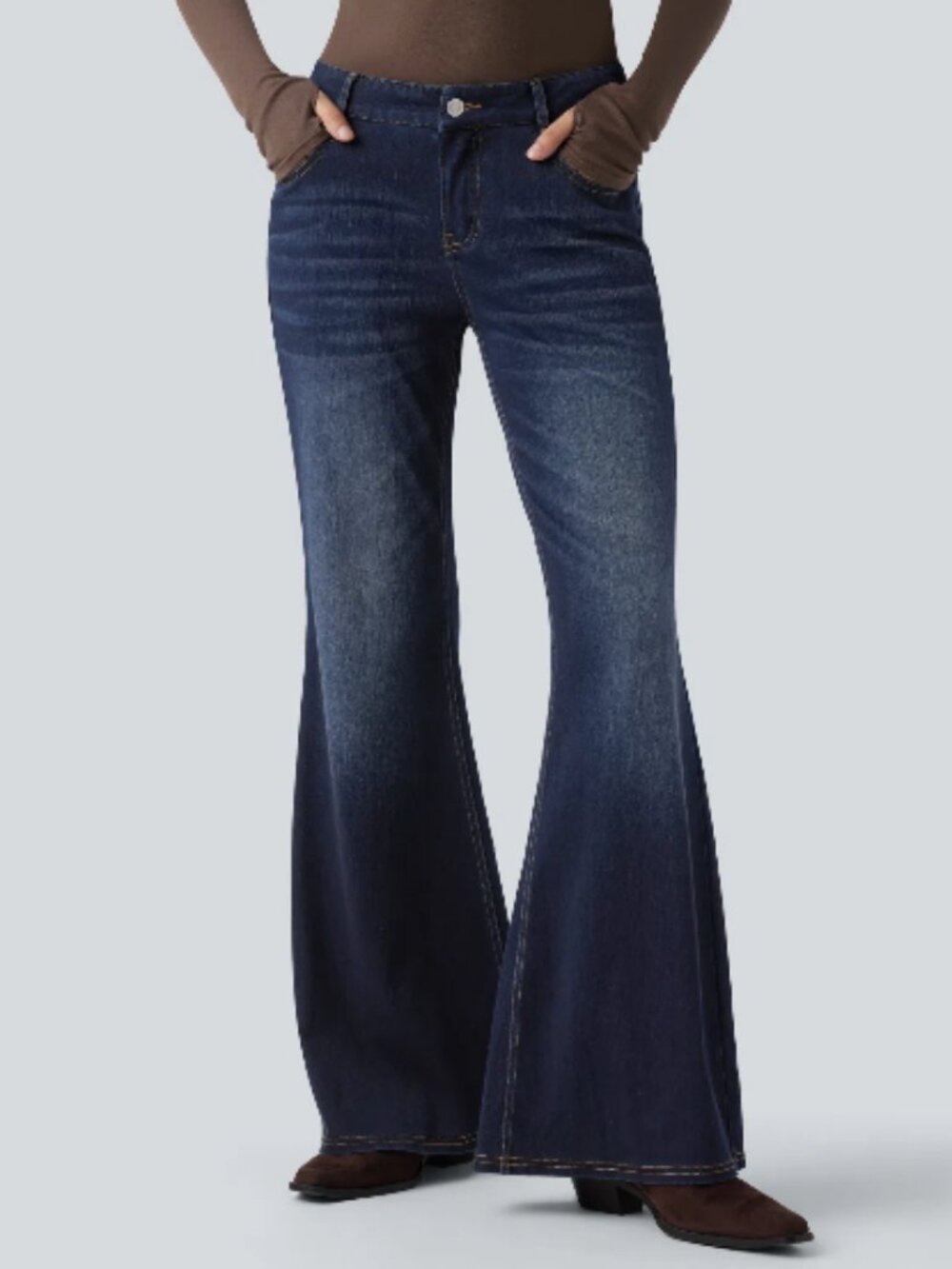 NWT Halara Flex™ Low Rise Flare Washed Casual Jeans with Pockets